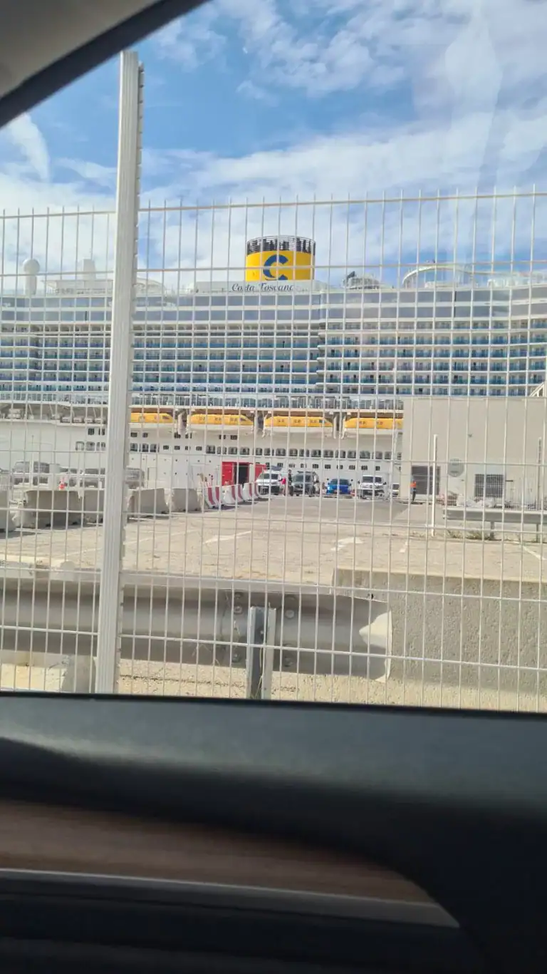 cruise ternminal in marseille